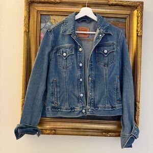 Vintage Levi’s Denim Jacket